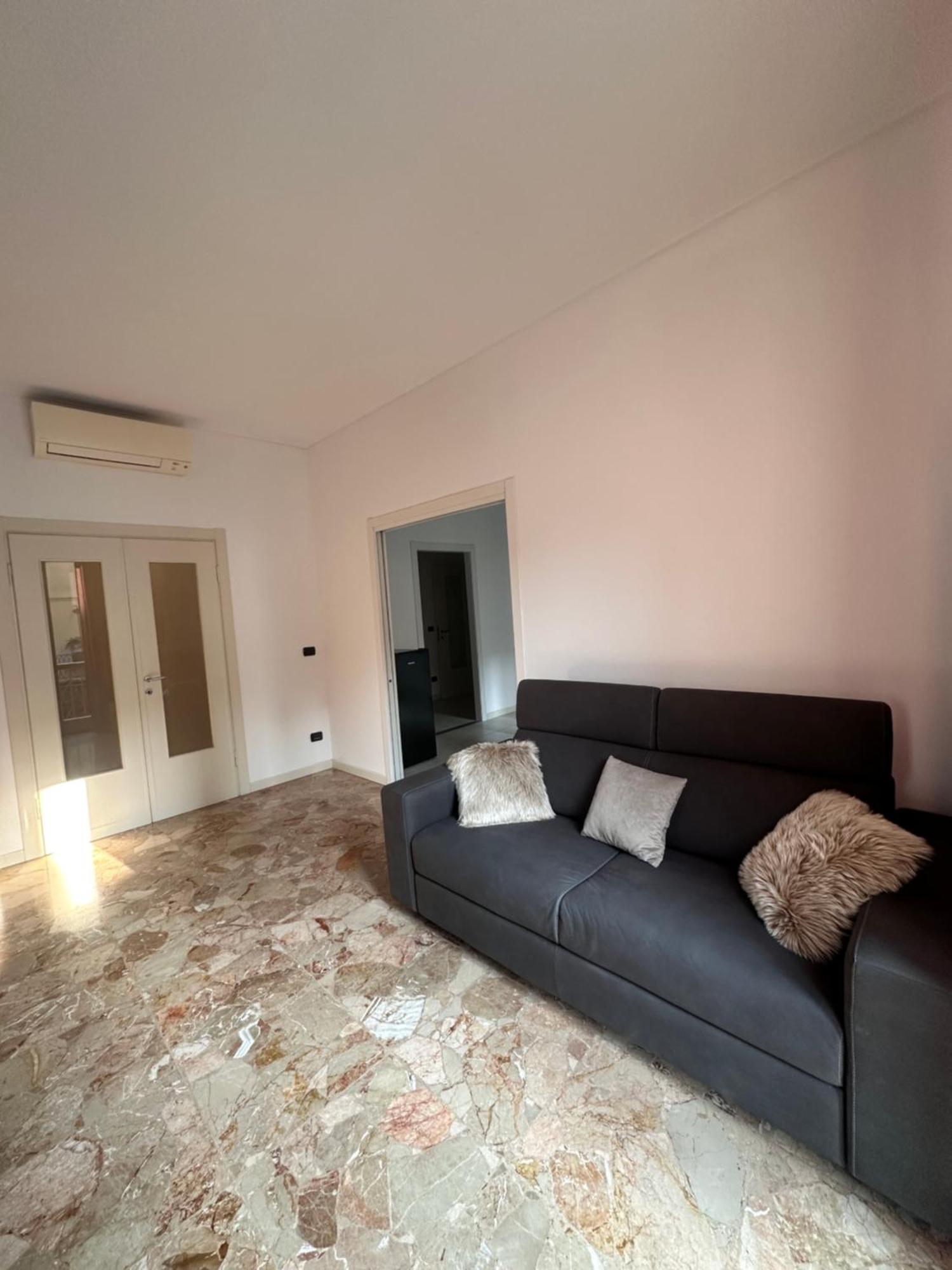 Catullo 12 Hotel Verona Ngoại thất bức ảnh